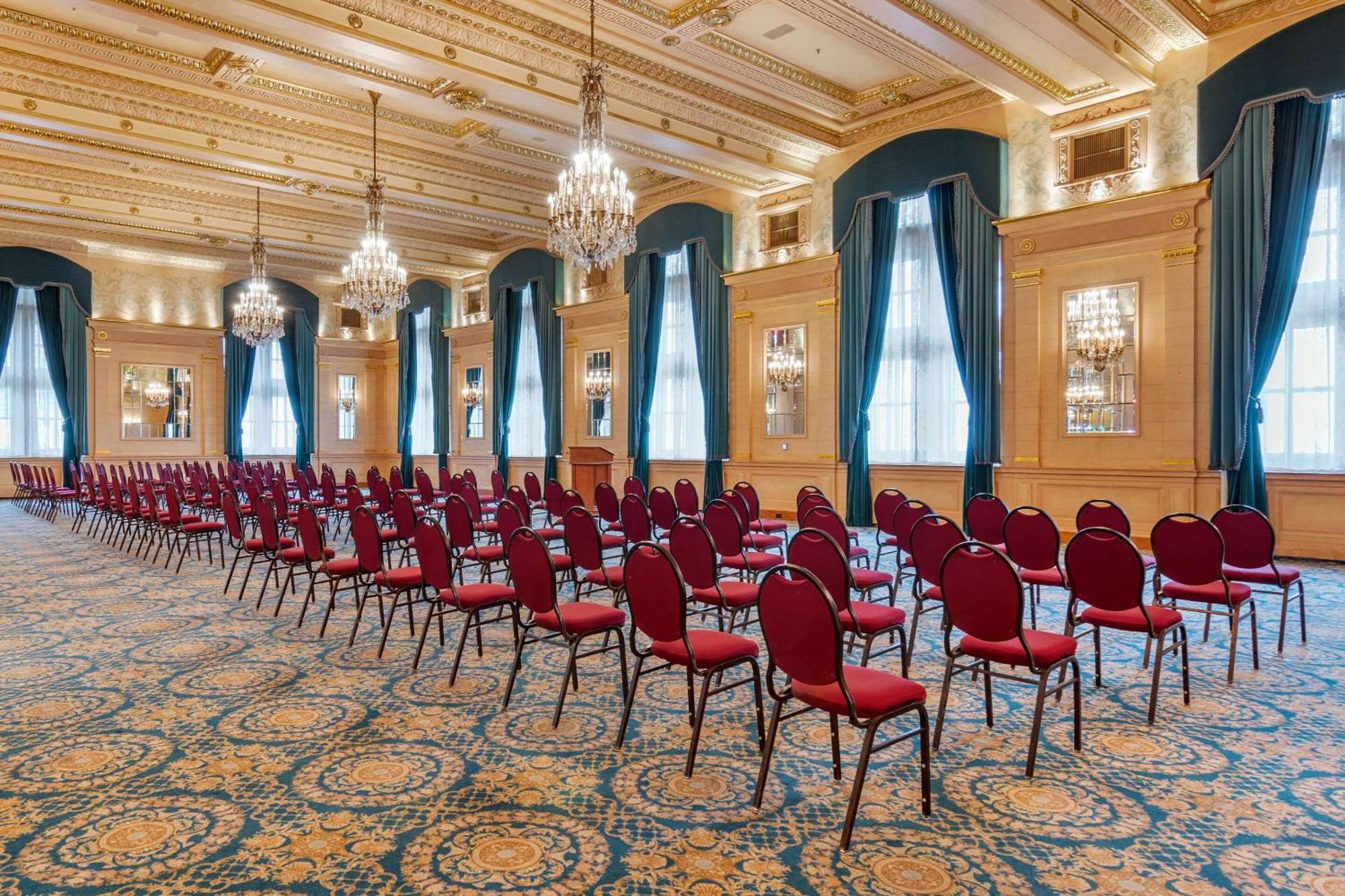 The Fort Garry Hotel Spa And Conference Centre, Ascend Hotel Collection Winnipeg Exterior photo